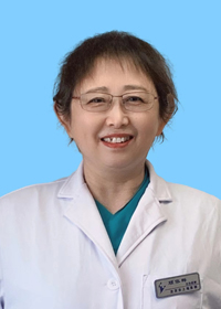 顾依群